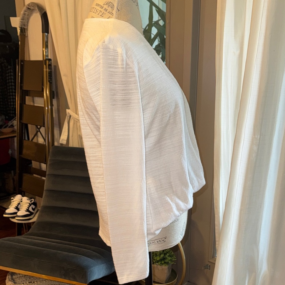 June & Hudson White Wrap Blouse Womens Longsleeve Shirt Soft Material size Small - Picture 5 of 8